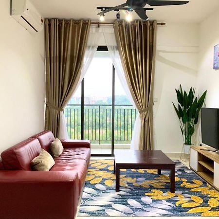 Mmg D'Tiara Homestay Kajang Exterior foto